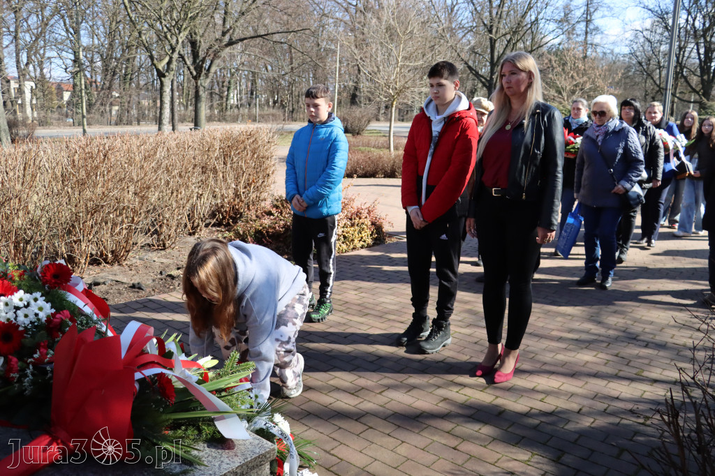 Fotorelacja: Narodowy Dzień Pamięci „Żołnierzy Wyklętych” w Zawierciu