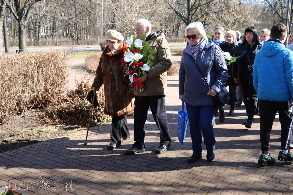 Fotorelacja: Narodowy Dzień Pamięci „Żołnierzy Wyklętych” w Zawierciu