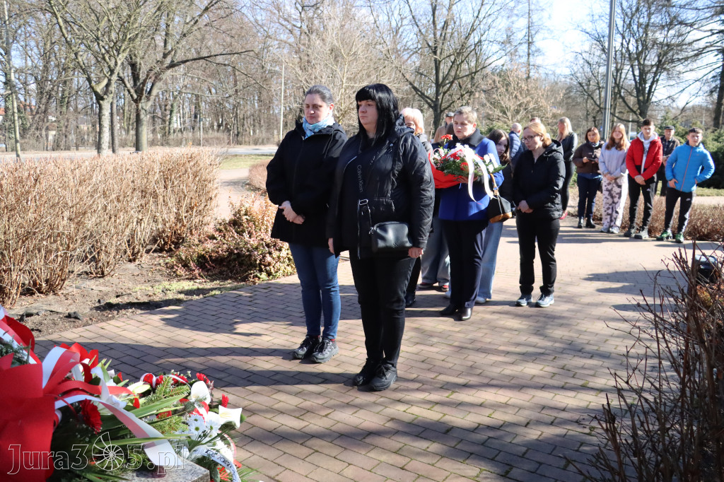 Fotorelacja: Narodowy Dzień Pamięci „Żołnierzy Wyklętych” w Zawierciu