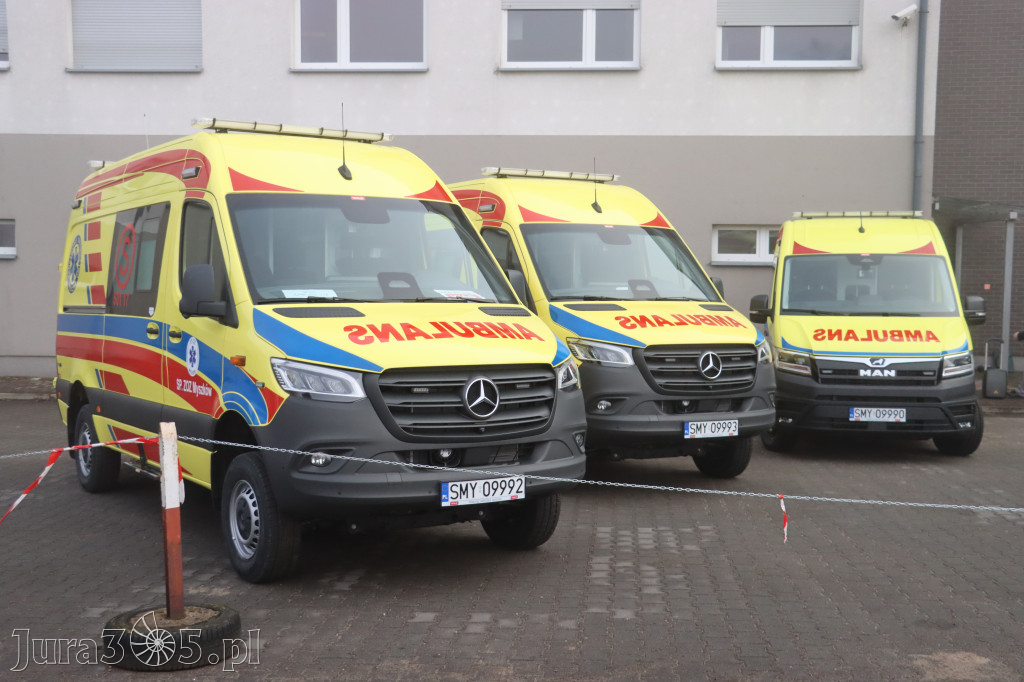 Fotorelacja: Briefing prasowy - zakup trzech ambulansów dla SPZOZ w Myszkowie