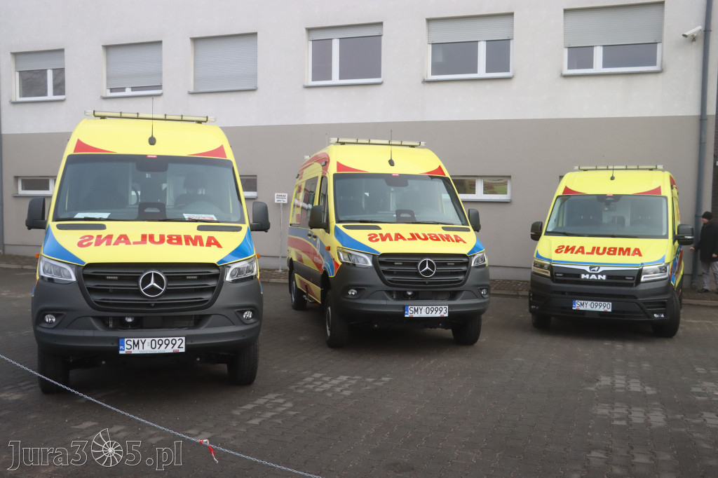 Fotorelacja: Briefing prasowy - zakup trzech ambulansów dla SPZOZ w Myszkowie