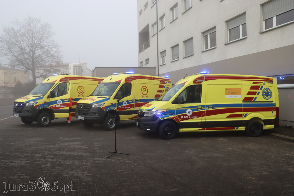 Fotorelacja: Briefing prasowy - zakup trzech ambulansów dla SPZOZ w Myszkowie