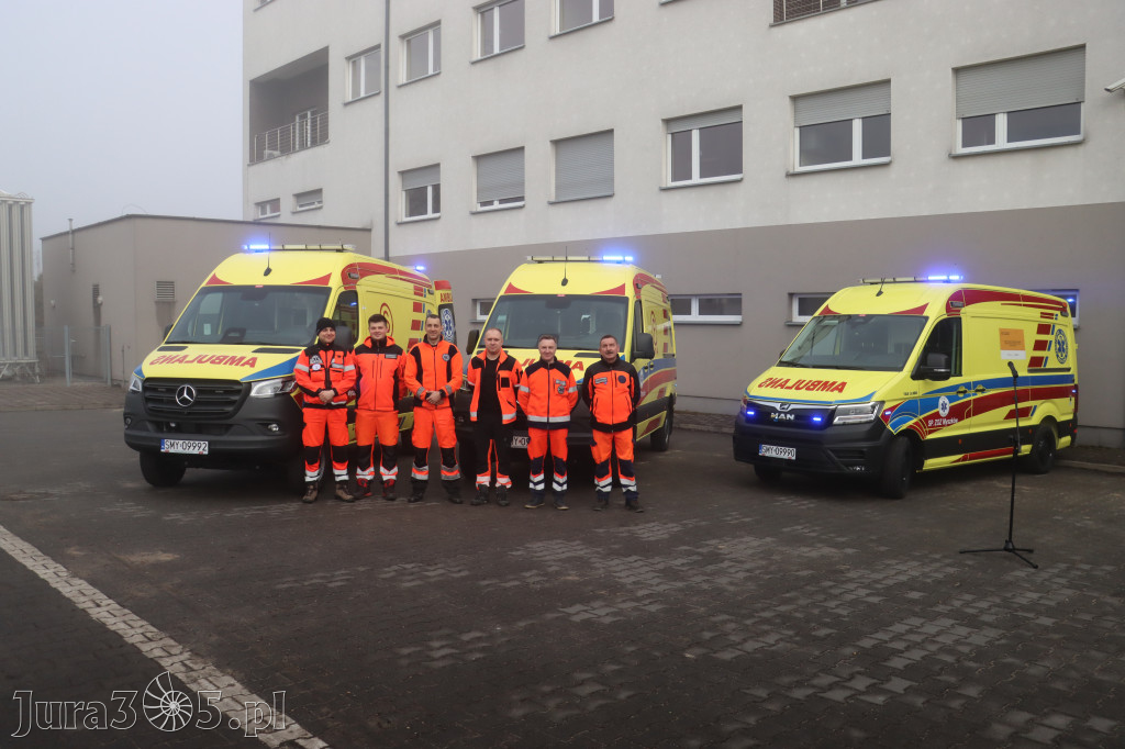Fotorelacja: Briefing prasowy - zakup trzech ambulansów dla SPZOZ w Myszkowie