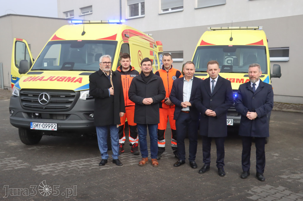 Fotorelacja: Briefing prasowy - zakup trzech ambulansów dla SPZOZ w Myszkowie