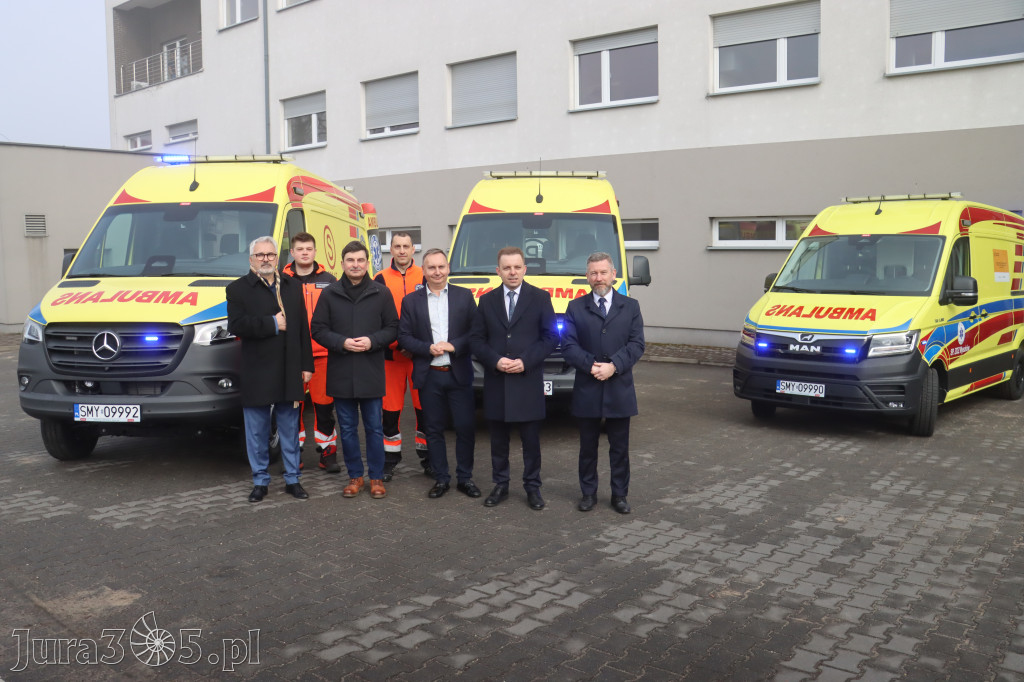 Fotorelacja: Briefing prasowy - zakup trzech ambulansów dla SPZOZ w Myszkowie