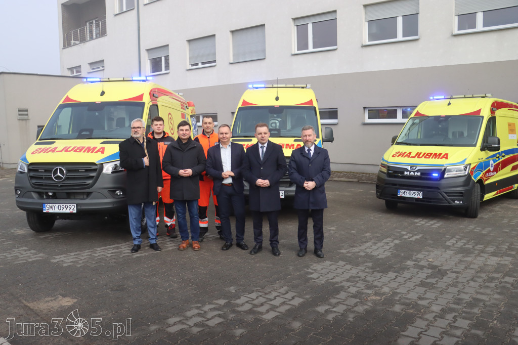 Fotorelacja: Briefing prasowy - zakup trzech ambulansów dla SPZOZ w Myszkowie