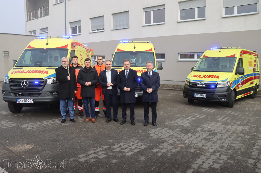 Fotorelacja: Briefing prasowy - zakup trzech ambulansów dla SPZOZ w Myszkowie