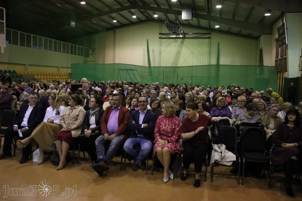 Fotorelacja: Koncert z okazji Dnia Kobiet w Kroczycach