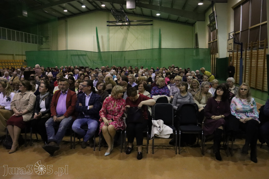Fotorelacja: Koncert z okazji Dnia Kobiet w Kroczycach