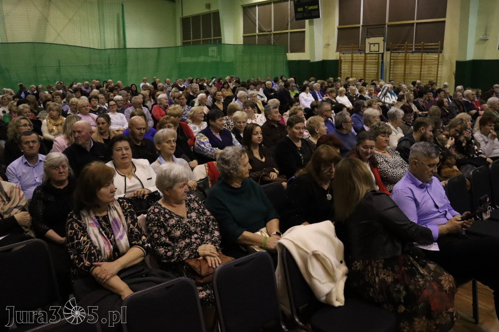 Fotorelacja: Koncert z okazji Dnia Kobiet w Kroczycach