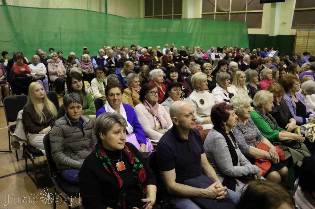 Fotorelacja: Koncert z okazji Dnia Kobiet w Kroczycach