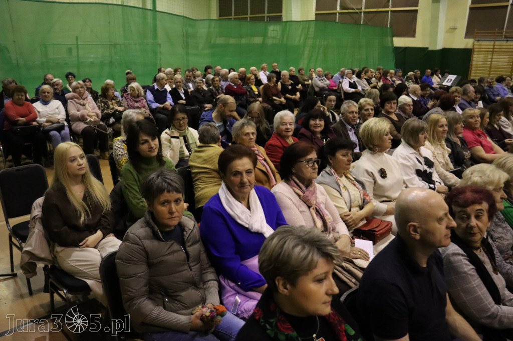 Fotorelacja: Koncert z okazji Dnia Kobiet w Kroczycach
