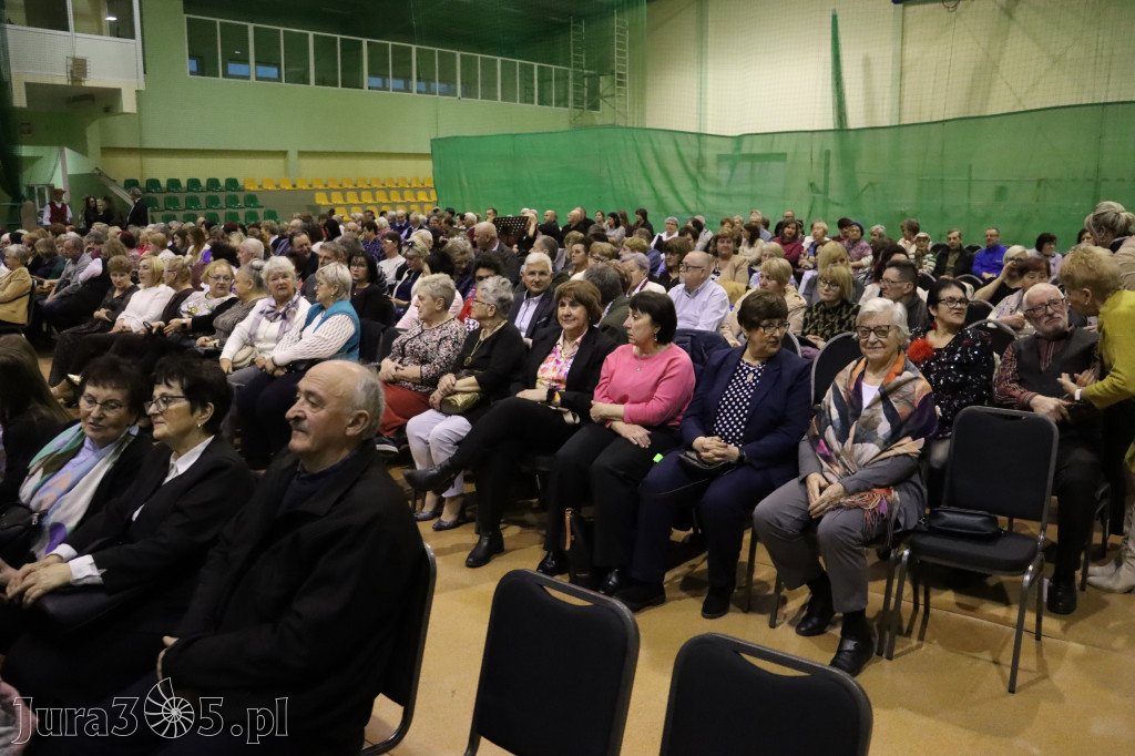 Fotorelacja: Koncert z okazji Dnia Kobiet w Kroczycach