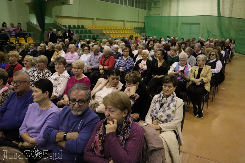 Fotorelacja: Koncert z okazji Dnia Kobiet w Kroczycach