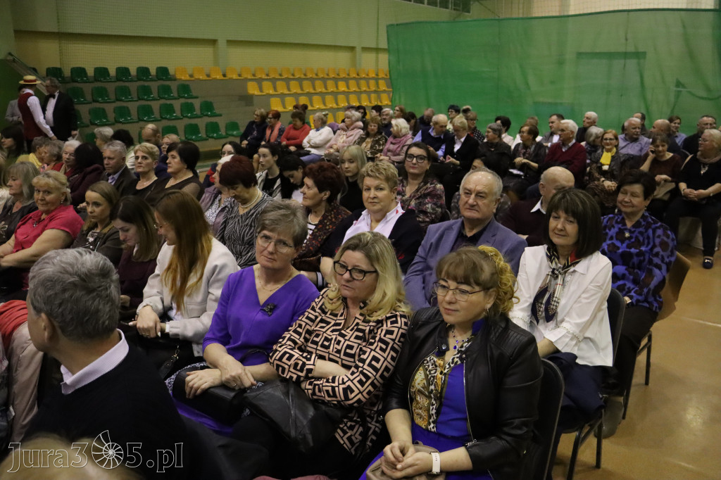 Fotorelacja: Koncert z okazji Dnia Kobiet w Kroczycach