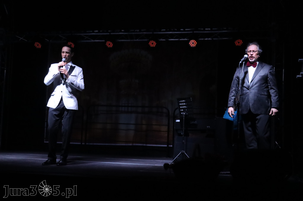 Fotorelacja: Koncert z okazji Dnia Kobiet w Kroczycach