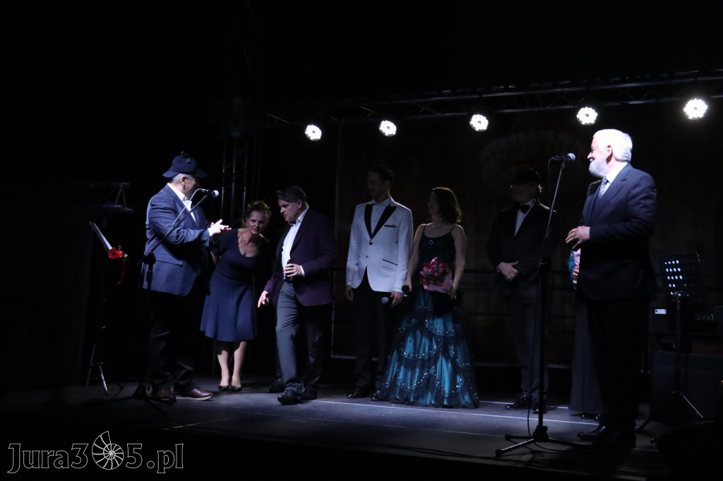 Fotorelacja: Koncert z okazji Dnia Kobiet w Kroczycach