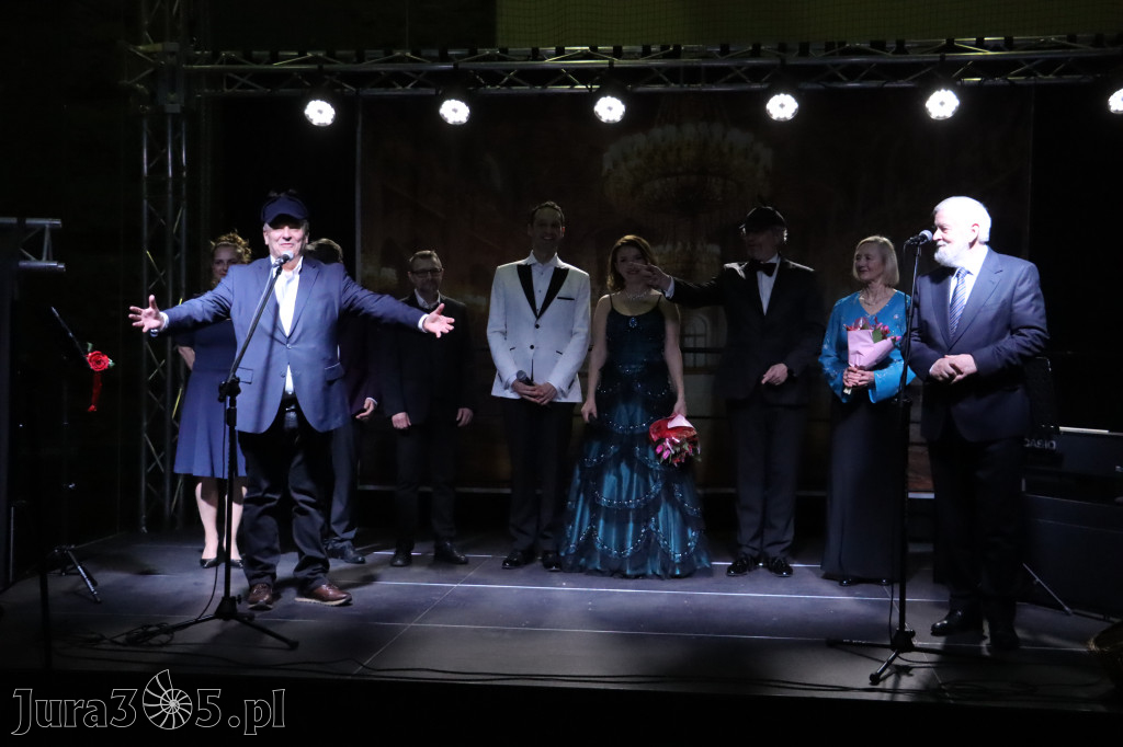 Fotorelacja: Koncert z okazji Dnia Kobiet w Kroczycach