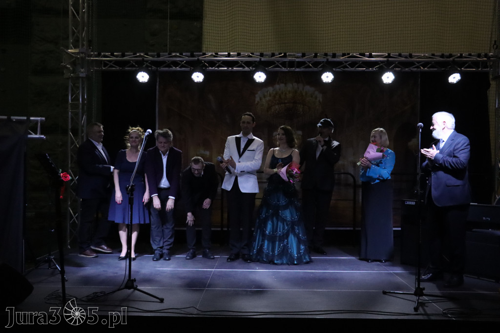 Fotorelacja: Koncert z okazji Dnia Kobiet w Kroczycach