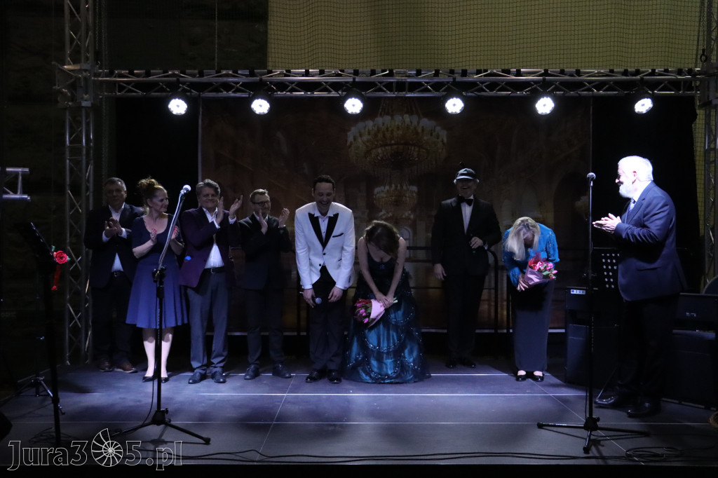 Fotorelacja: Koncert z okazji Dnia Kobiet w Kroczycach
