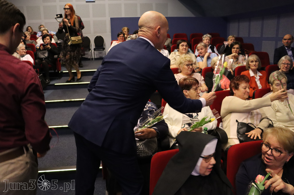 Fotorelacja: Święto Wyjątkowych Kobiet w Poraju