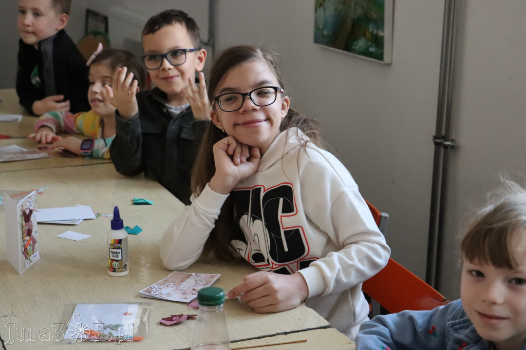 Fotorelacja: Kiermasz Wielkanocny w MDK Myszków