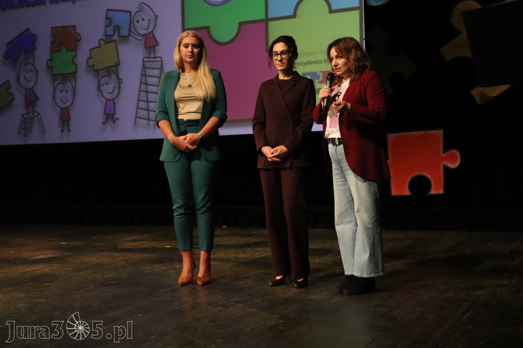 Fotorelacja I: GALA INTEGRACJI zorganizowana przez Szkoła Podstawowa nr 4 w Zawierciu