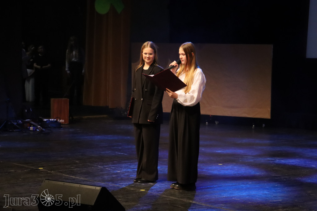 Fotorelacja I: GALA INTEGRACJI zorganizowana przez Szkoła Podstawowa nr 4 w Zawierciu