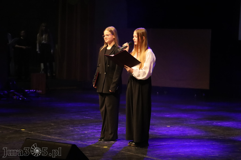 Fotorelacja I: GALA INTEGRACJI zorganizowana przez Szkoła Podstawowa nr 4 w Zawierciu