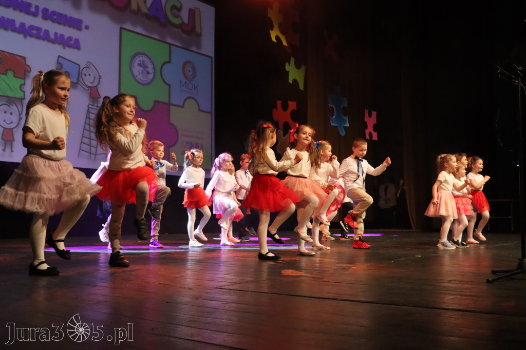 Fotorelacja I: GALA INTEGRACJI zorganizowana przez Szkoła Podstawowa nr 4 w Zawierciu