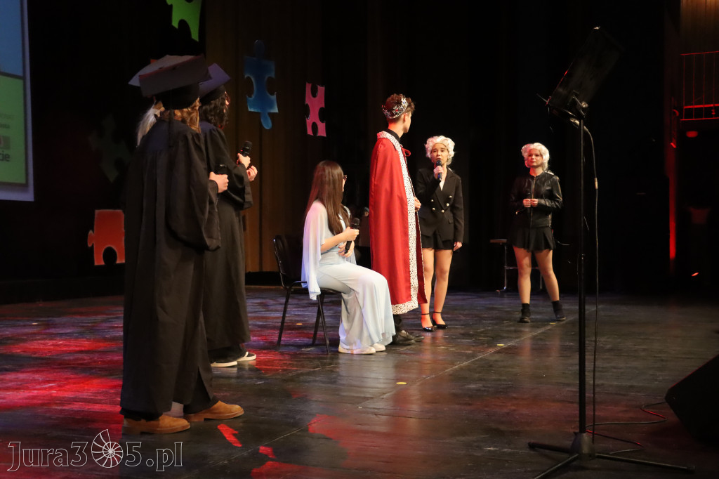 Fotorelacja II: GALA INTEGRACJI zorganizowana przez Szkołę Podstawową nr 4 w Zawierciu