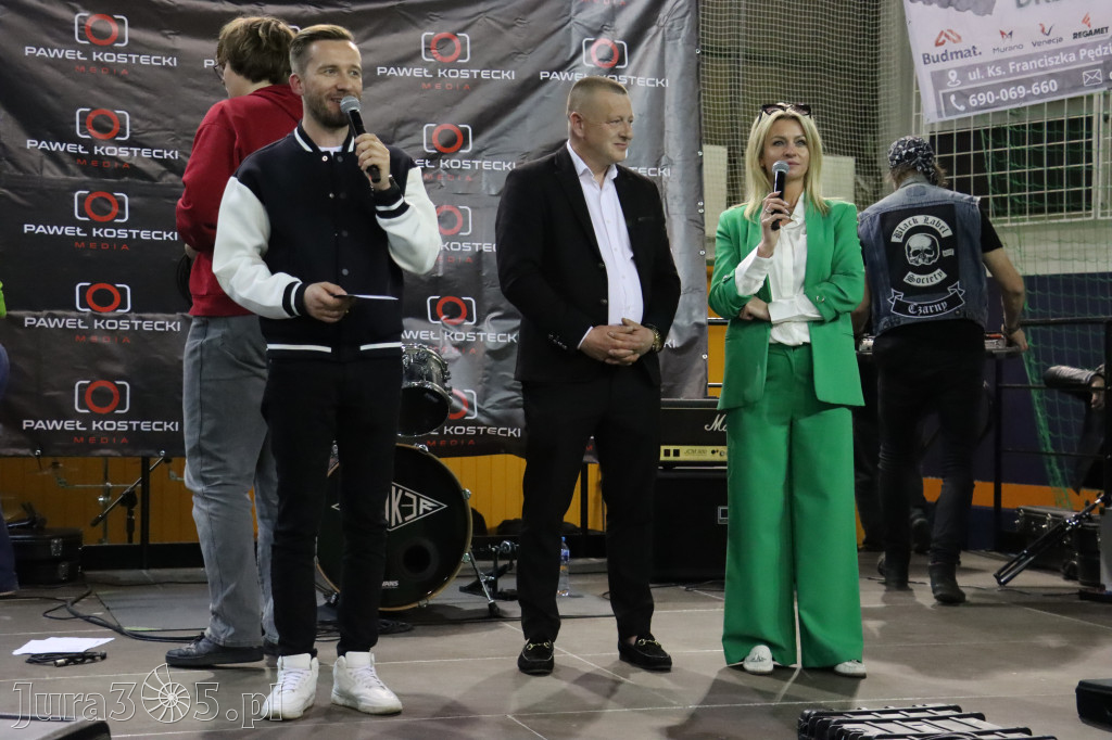 Fotorelacja: Artyści vs Policja - wydarzenie charytatywne w Zawierciu