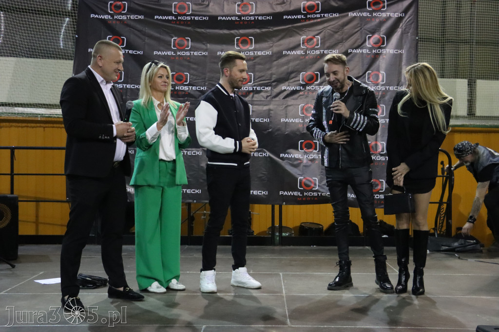 Fotorelacja: Artyści vs Policja - wydarzenie charytatywne w Zawierciu