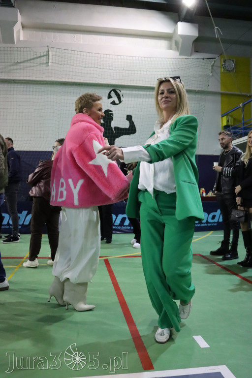Fotorelacja: Artyści vs Policja - wydarzenie charytatywne w Zawierciu