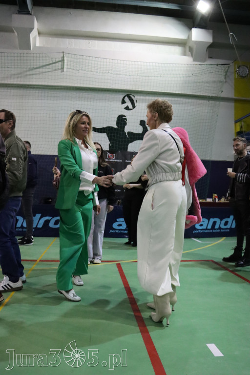 Fotorelacja: Artyści vs Policja - wydarzenie charytatywne w Zawierciu