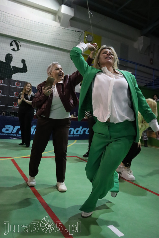 Fotorelacja: Artyści vs Policja - wydarzenie charytatywne w Zawierciu