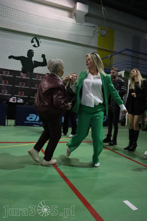 Fotorelacja: Artyści vs Policja - wydarzenie charytatywne w Zawierciu