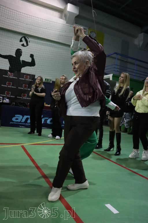 Fotorelacja: Artyści vs Policja - wydarzenie charytatywne w Zawierciu