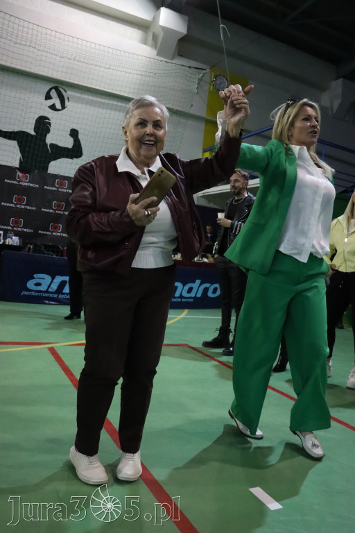 Fotorelacja: Artyści vs Policja - wydarzenie charytatywne w Zawierciu