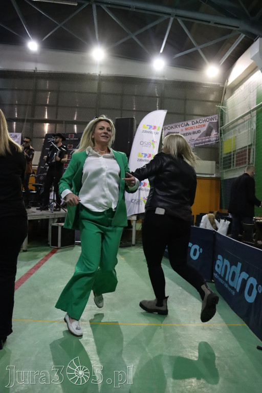 Fotorelacja: Artyści vs Policja - wydarzenie charytatywne w Zawierciu