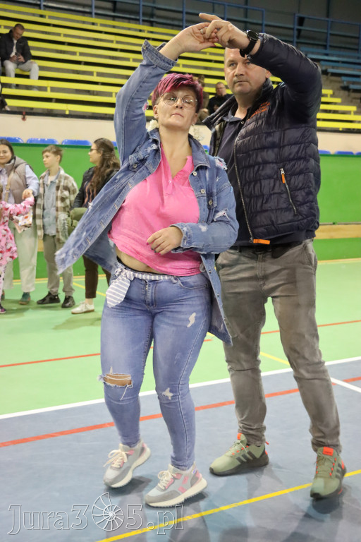 Fotorelacja: Artyści vs Policja - wydarzenie charytatywne w Zawierciu