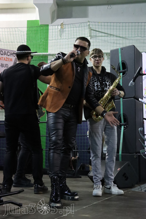 Fotorelacja: Artyści vs Policja - wydarzenie charytatywne w Zawierciu