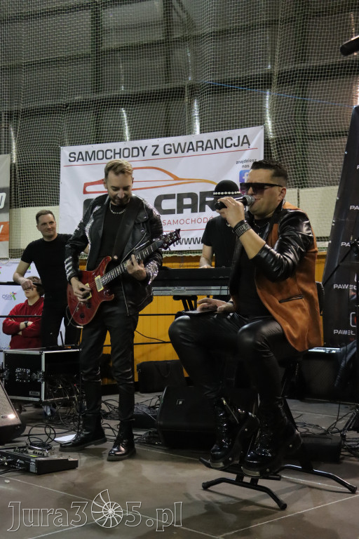 Fotorelacja: Artyści vs Policja - wydarzenie charytatywne w Zawierciu