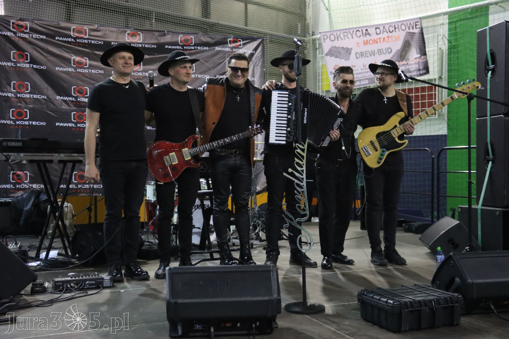 Fotorelacja: Artyści vs Policja - wydarzenie charytatywne w Zawierciu