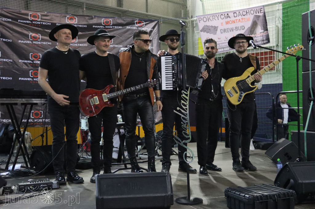 Fotorelacja: Artyści vs Policja - wydarzenie charytatywne w Zawierciu