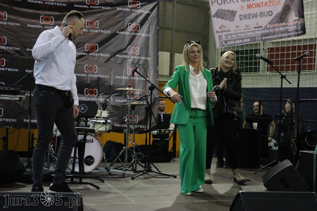Fotorelacja: Artyści vs Policja - wydarzenie charytatywne w Zawierciu