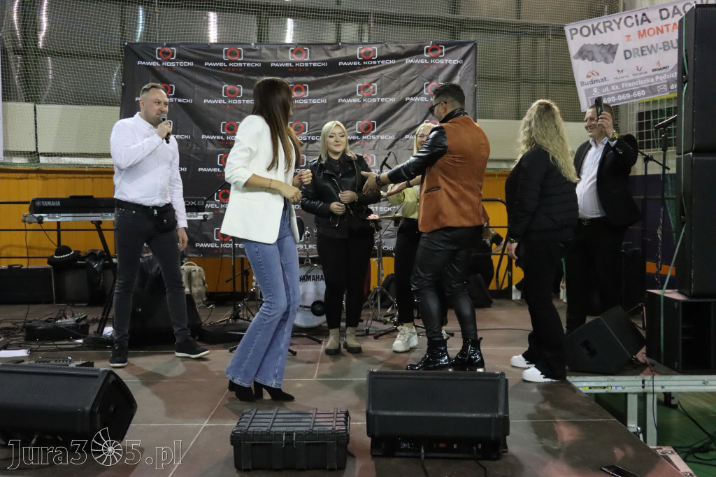 Fotorelacja: Artyści vs Policja - wydarzenie charytatywne w Zawierciu