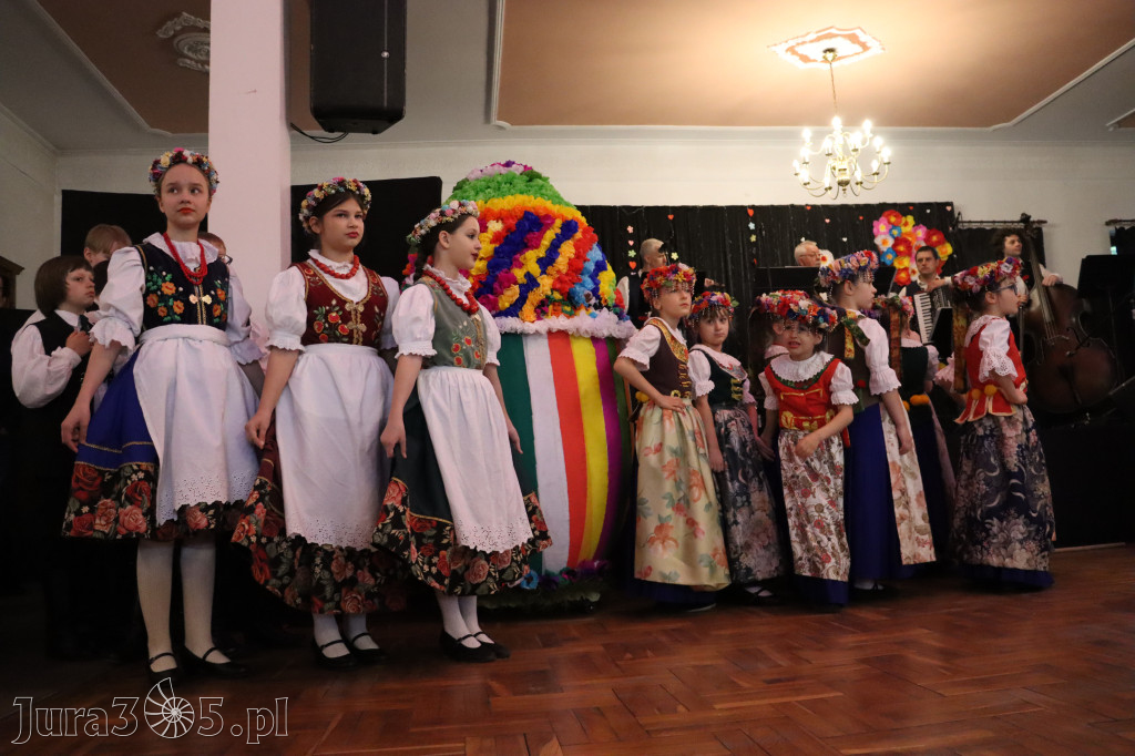 Fotorelacja: Kiermasz Wielkanocny w Pałacyku nad Wartą w Zawierciu