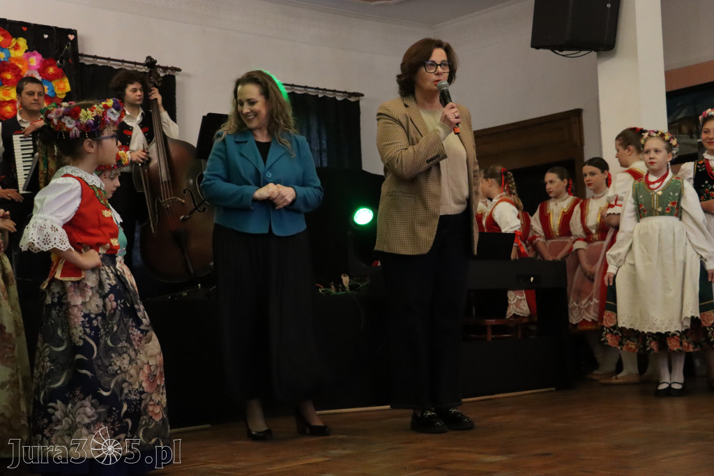 Fotorelacja: Kiermasz Wielkanocny w Pałacyku nad Wartą w Zawierciu