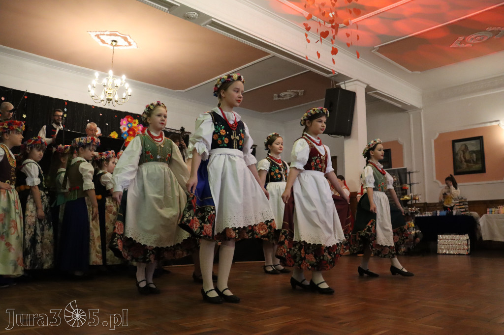 Fotorelacja: Kiermasz Wielkanocny w Pałacyku nad Wartą w Zawierciu